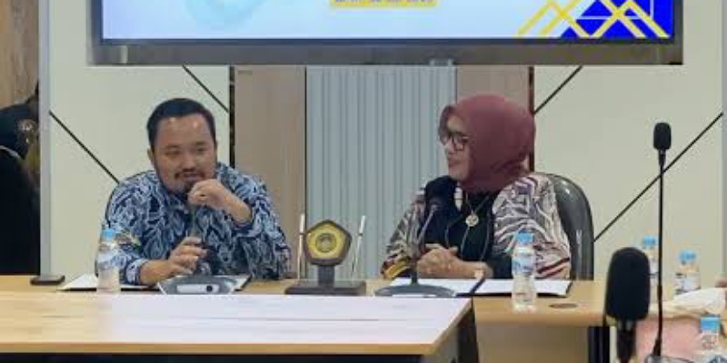 Suasana penandatanganan MoU antara Unitomo dan Forum Staf Ahli DPR RI (Sinpo.id/Unitomo)