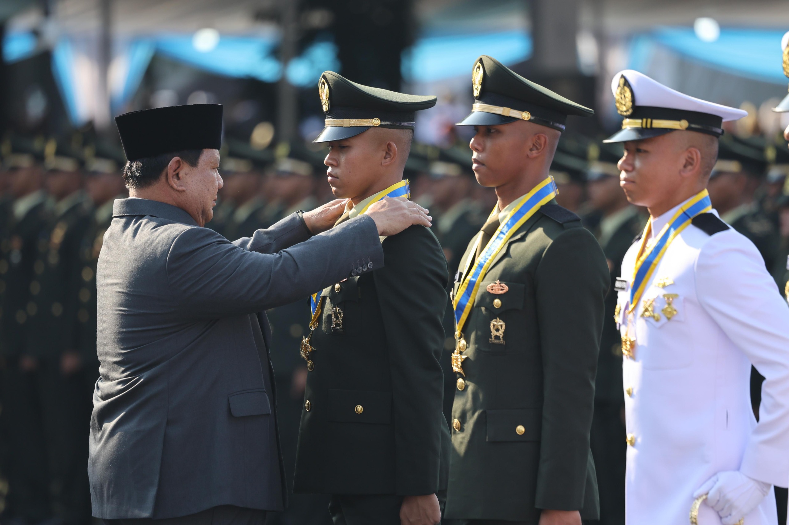 Upacara Prasetya Perwira 2025: Prabowo Kukuhkan Delapan Lulusan Terbaik TNI-Polri (SinPo.id/Tim Media)