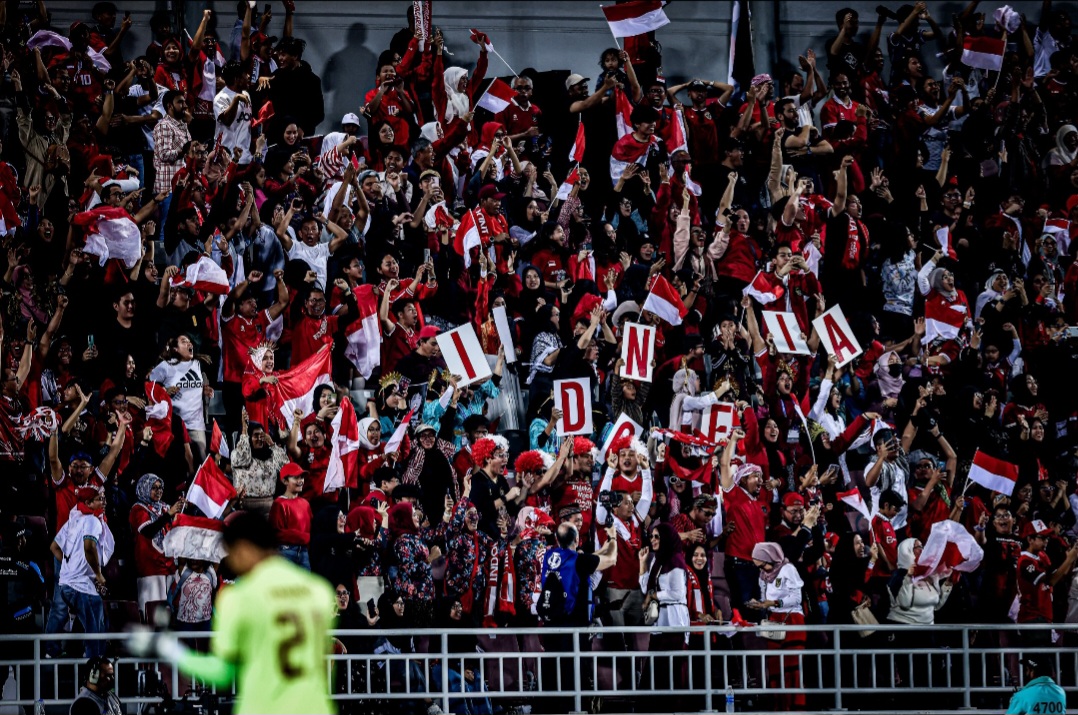 Suporter Timnas Indonesia di Piala Asia (SinPo.id/PSSI)