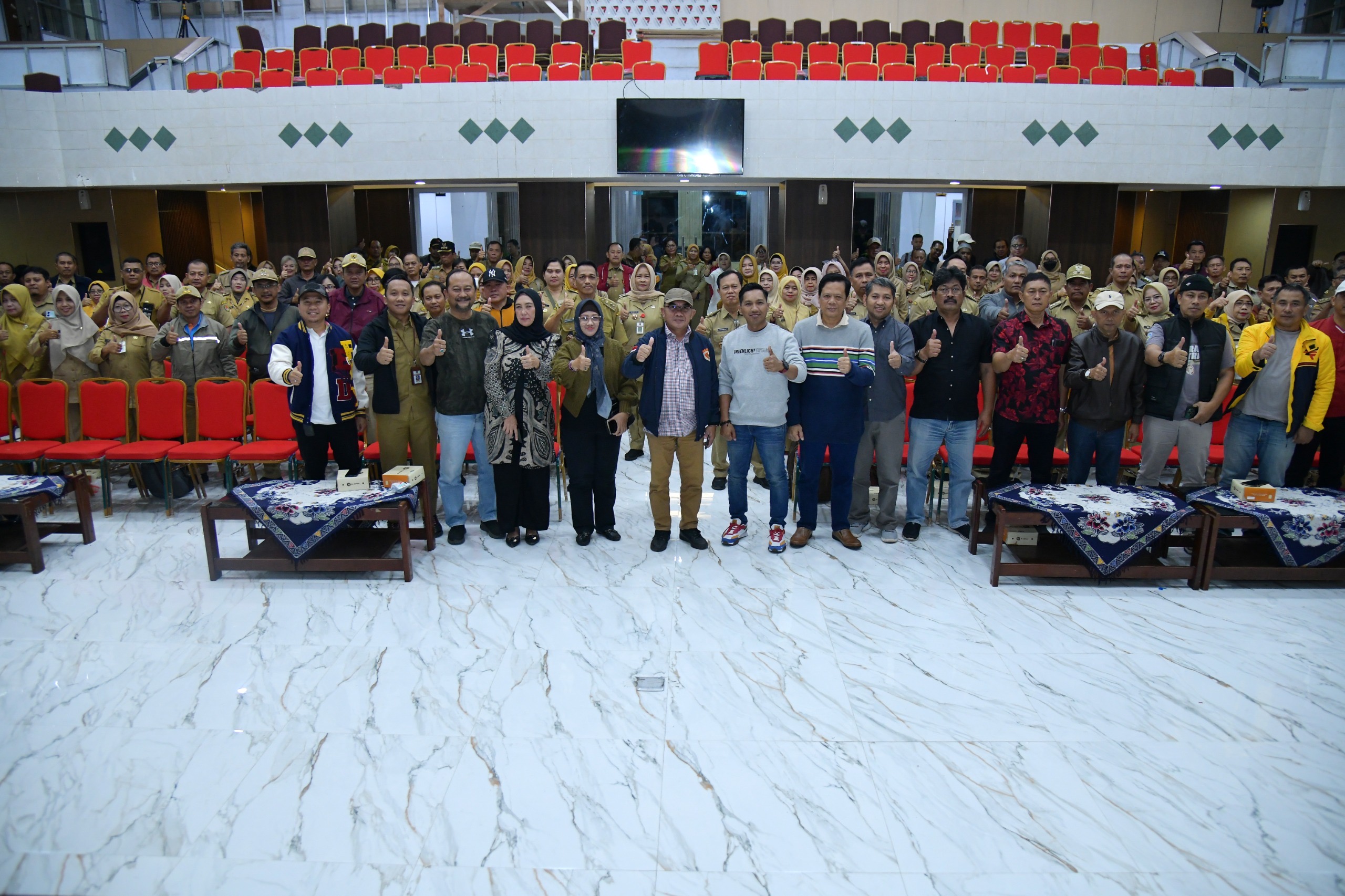 Wali Kota Semarang Agustina memberangkatkan 177 lurah dari seluruh wilayah Kota Semarang. (SinPo.id/Istimewa)