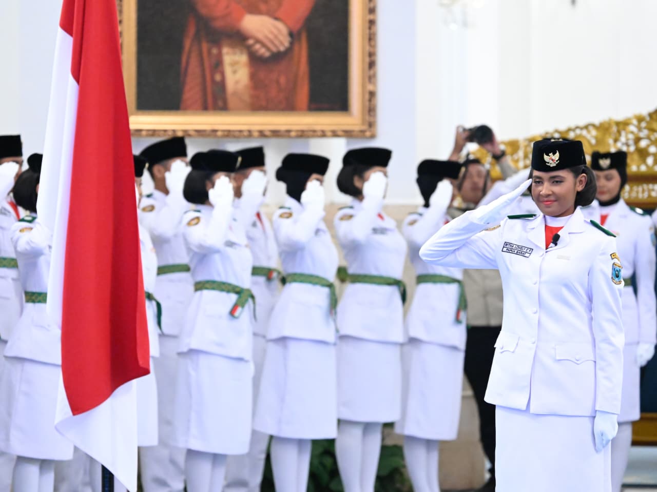 76 Putra Putri Bangsa Resmi Dikukuhkan sebagai Paskibraka 2025 (SinPo.id/Setpres)