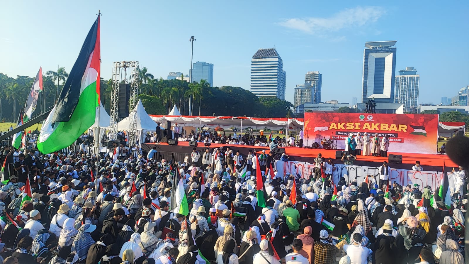 Aksi damai bertajuk Selamatkan Gaza digelar di Monas (SinPo.id/Dok.PMJ)