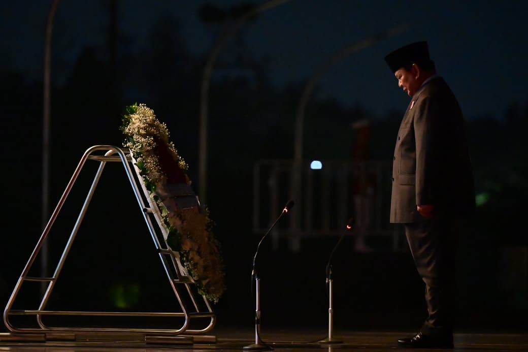 Prabowo Pimpin Ziarah dan Renungan Suci di TMP Kalibata (Setpres/SinPo.id)