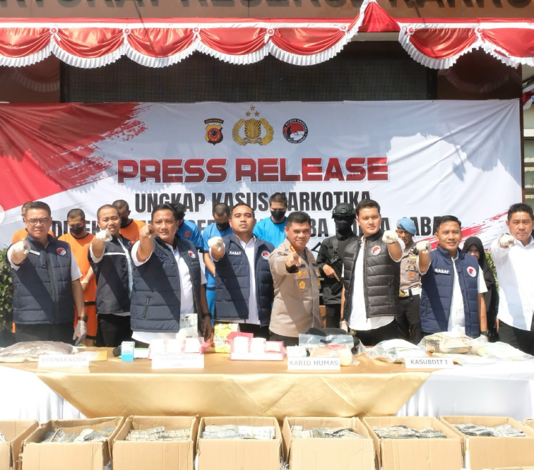 Konferensi pers kasus narkoba di Polda Jabar (SinPo.id/ Humas Polri)