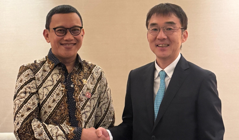 Menteri P2MI Abdul Kadir Karding dan President Director JETRO Jakarta Office Masakazu Takahashi (SinPo.id/ Dok. KP2MI)