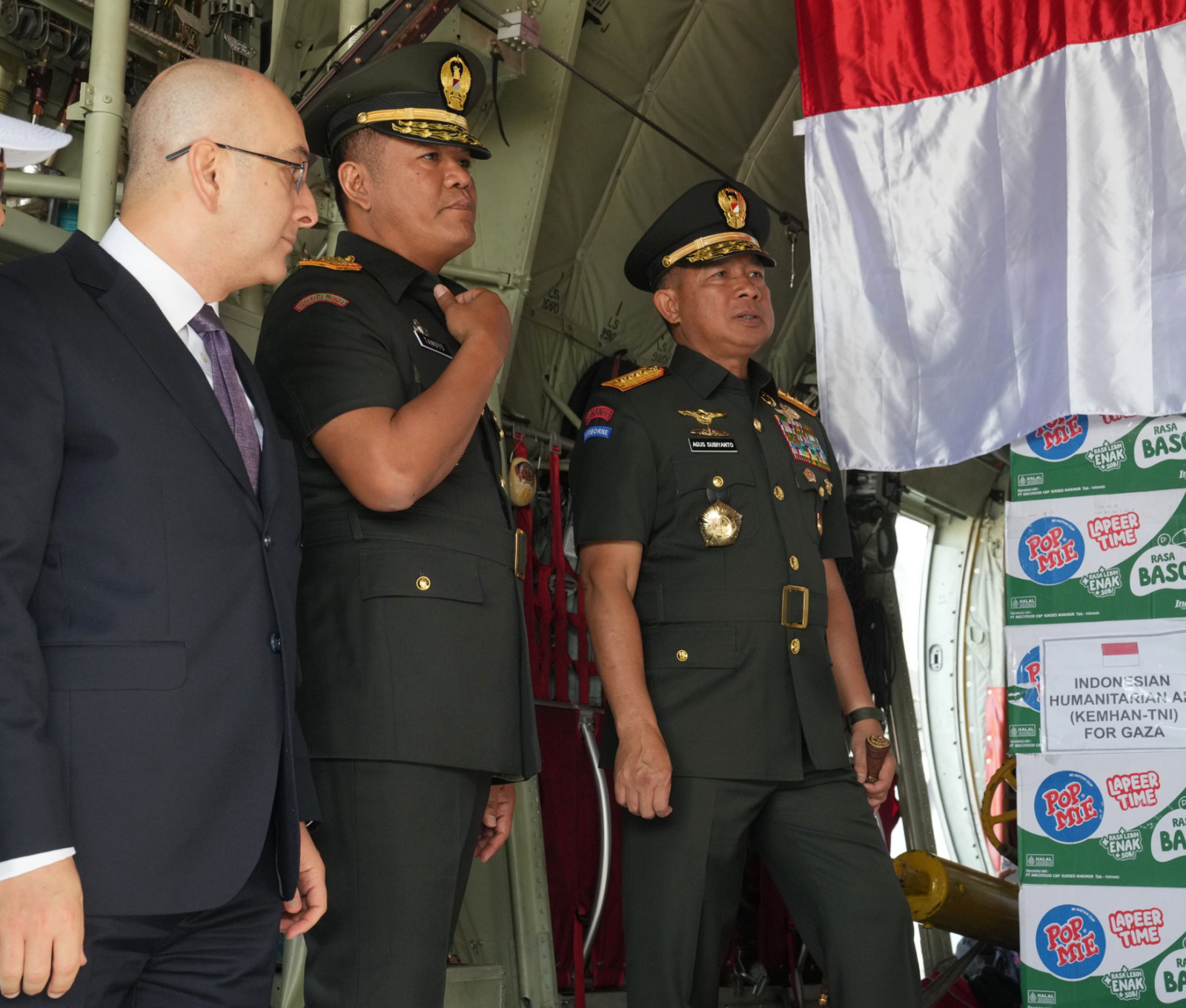 Panglima TNI Lepas Satgas Garuda Merah Putih-II untuk Misi Kemanusiaan Gaza (SinPo.id/PuspenTNI)
