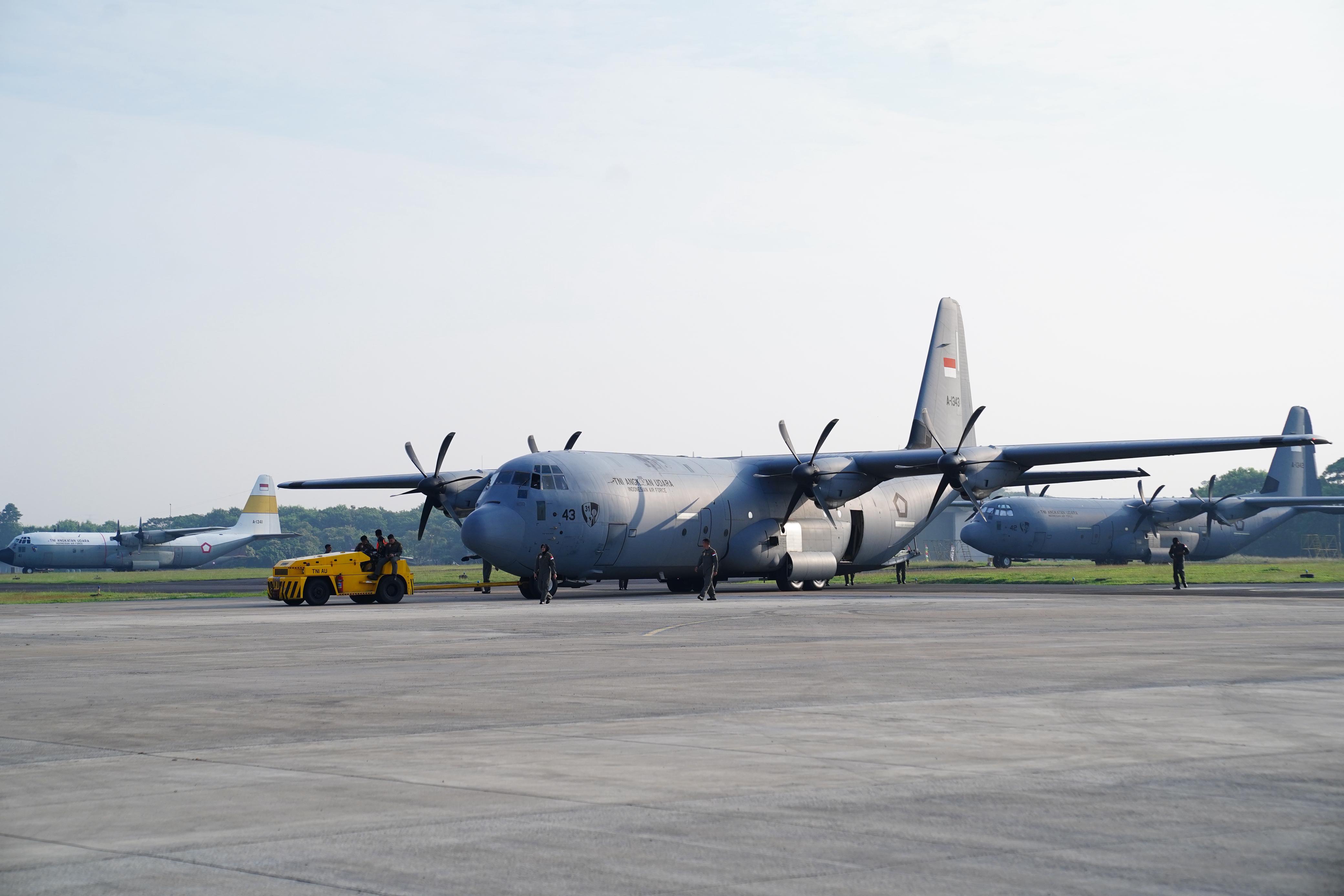 Perkuat Misi Bantuan Kemanusiaan Gaza, 1 Pesawat Hercules A-1343 Diberangkatkan (SinPo.id/PuspenTNI)