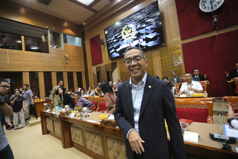 Mendiktisaintek Brian Yuliarto (SinPo.id/ Ashar)