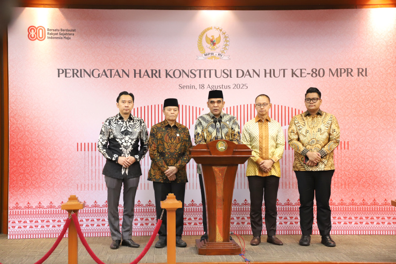 Ketua MPR RI Ahmad Muzani Hadiri Peringatan Hari Konstitusi (Ashar/SinPo.id)