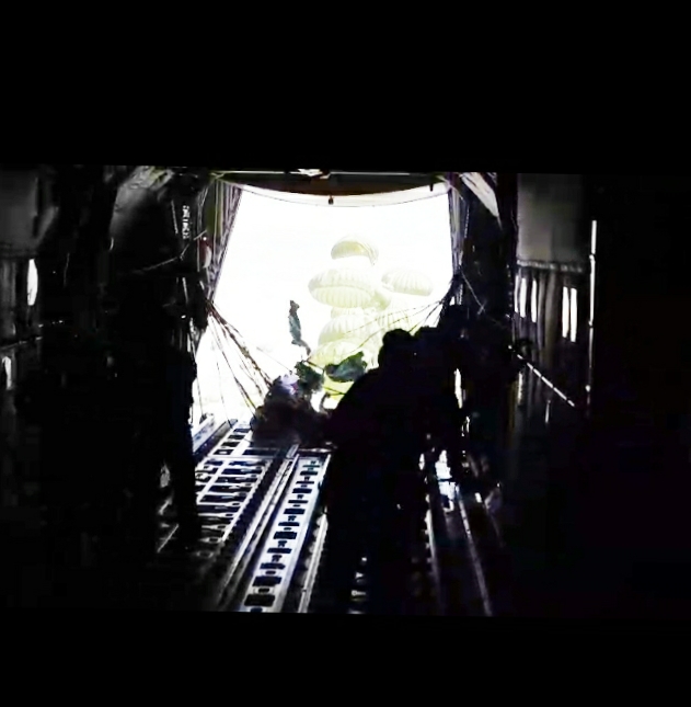 TNI salurkan bantuan ke warga Gaza (SinPo.id/ Puspen TNI)