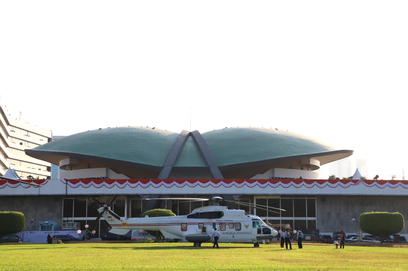 Ilustrasi. Penjagaan ketat dilakukan oleh anggota gabungan Polri dan TNI dalam sidang tahunan MPR/DPR/DPD RI (Ashar/SinPo.id)