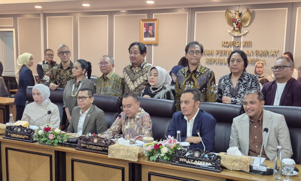 Pimpinan DPR bertemu LMKN membahas polemik royalti musik (SinPo.id/ Galuh Ratnatika)