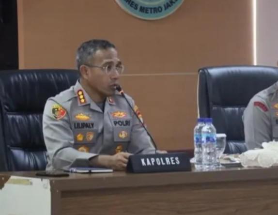 Kapolres Metro Jakarta Selatan, Kombes Nicolas Ary Lilipaly (SinPo.id/Dok.Polres Jaksel)