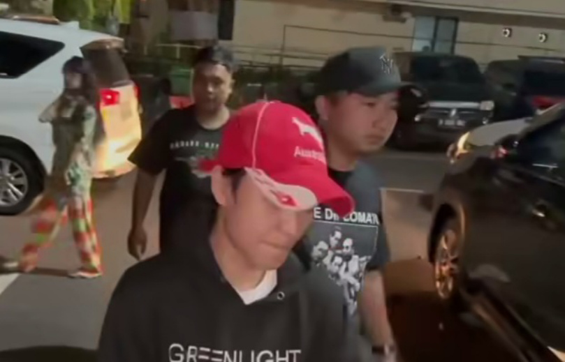 Pelaku pencuri mobil saat ditangkap (SinPo.id/tangkapan layar)