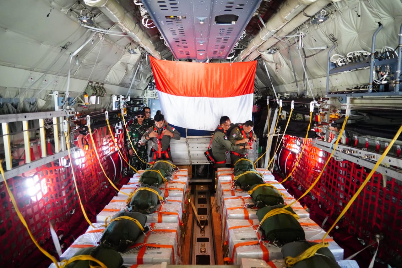 Satgas Garuda Merah Putih-II kirim bantuan untuk Palestina (SinPo.id/Puspen TNI)