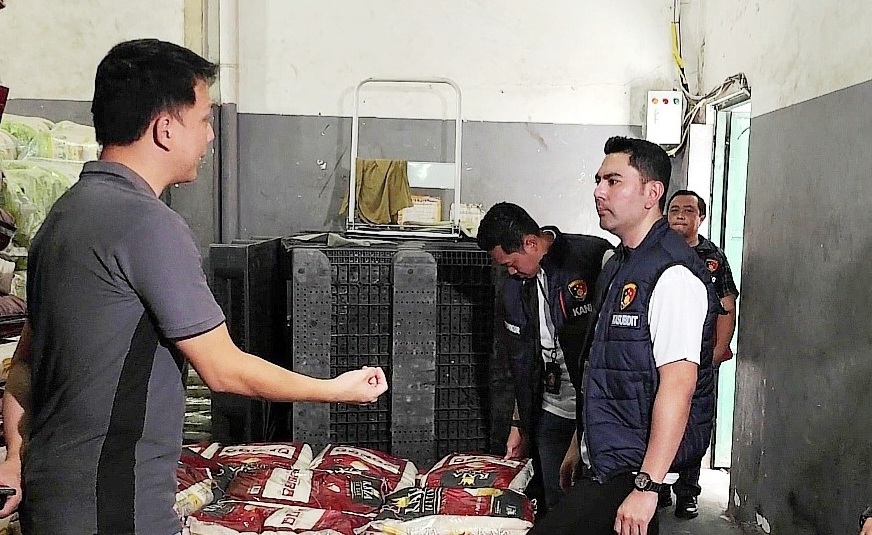 Anggota Polda Metro Jaya saat melakukan sidak (SinPo.id/Dok.PMJ)