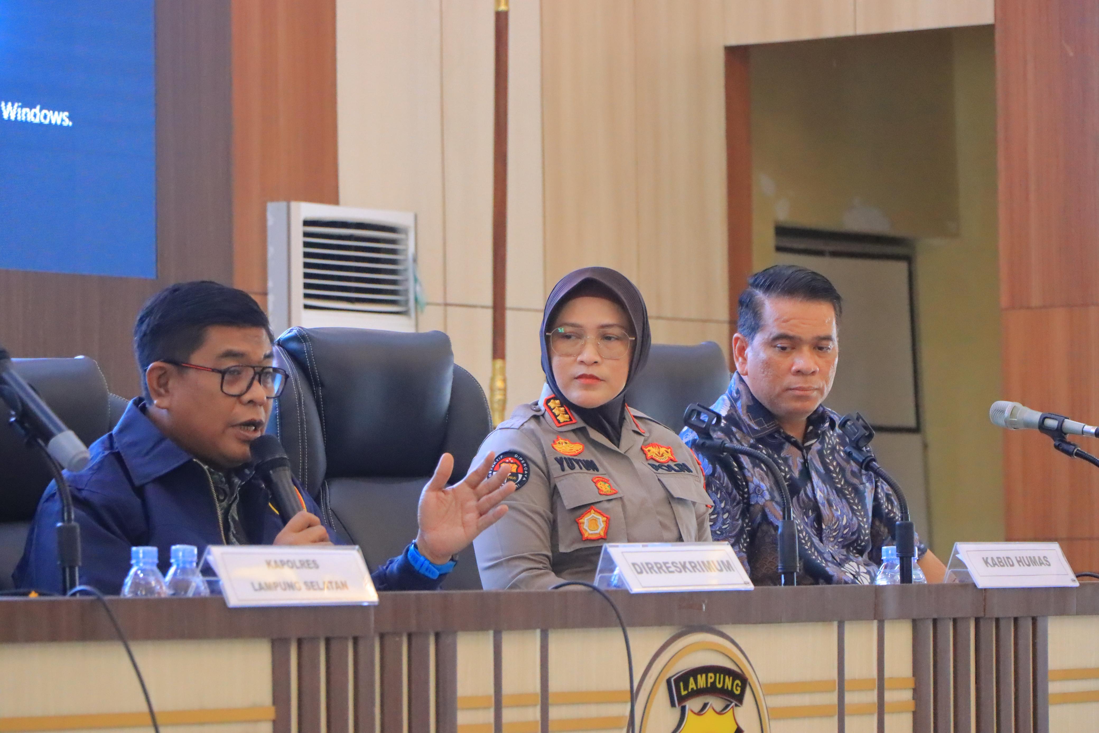 Konferensi pers kasus pembunuhan di Polda Lampung (SinPo.id/ Humas Polri)