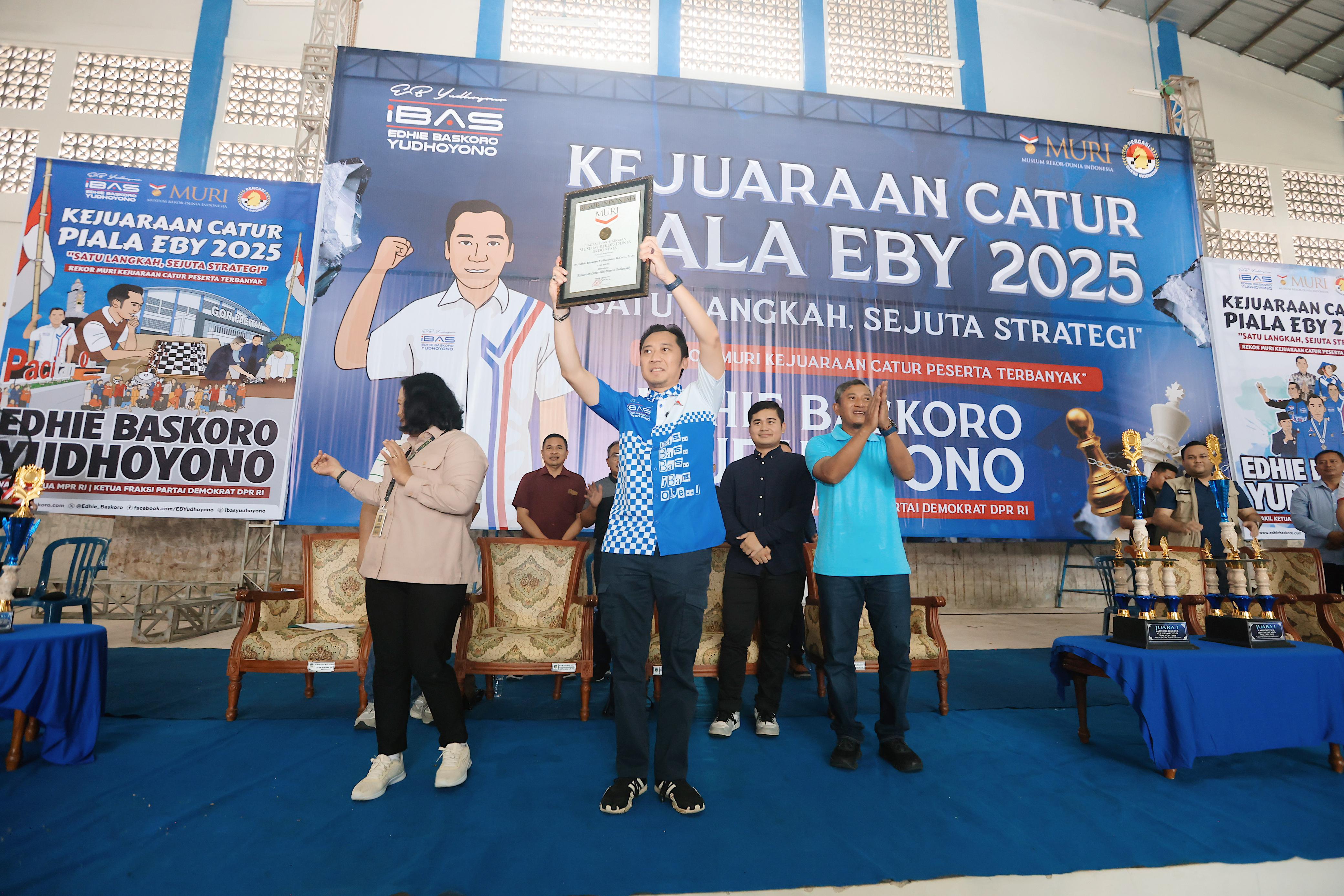 Wakil Ketua MPR RI Edhie Baskoro Yudhoyono (Ibas) di Kejuaraan Catur Piala EBY 2025. (SinPo.id/Istimewa)