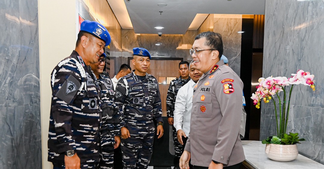 Kadiv Propam Polri bersama Danpuspomal TNI (SinPo.id/Dok.Polri)