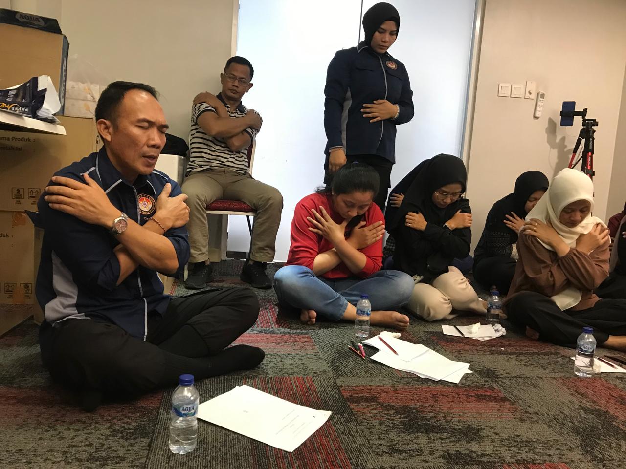 Keluarga Brimob yang menjadi korban aksi ricuh (SinPo.id/Dok.PMJ)