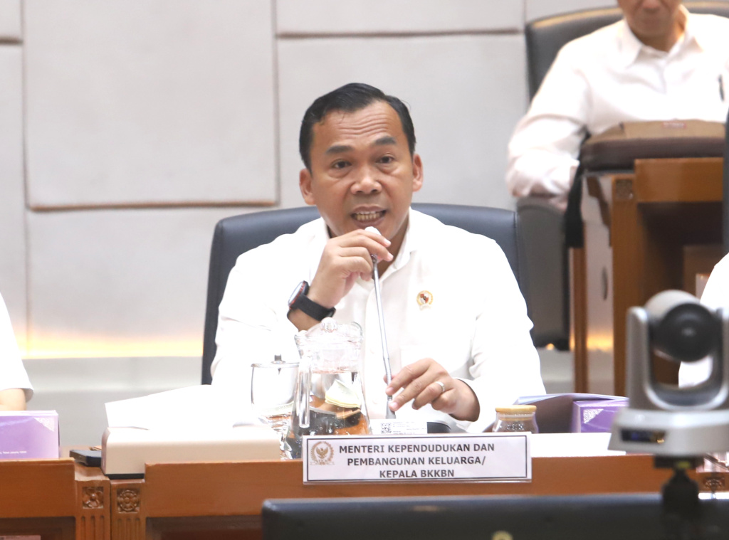Komisi IX DPR gelar raker dengan Menteri BKKBN Wihaji membahas Penyesuaian Anggaran 2026 (Ashar/SinPo.id)