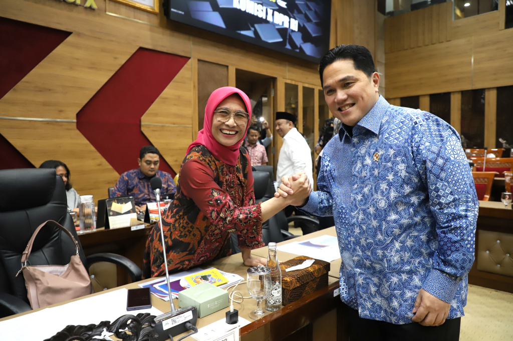 Komisi X DPR menggelar raker dengan Menpora Erick Thohir membahas program kerja (Ashar/SinPo.id)