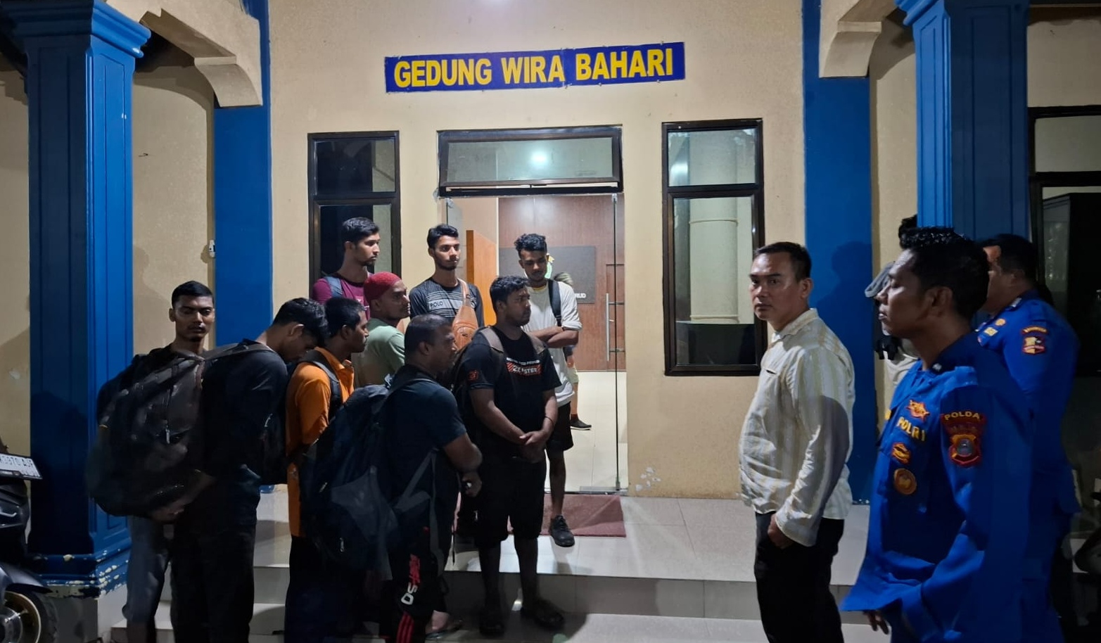 Kementerian P2MI berhasil selamatkan PMI dari pemberangkatan ilegal ke Malaysia. (SinPo.id/ Dok. KP2MI)