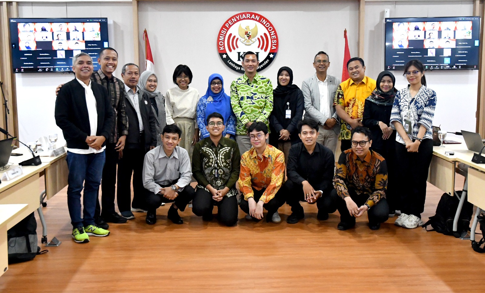 KPI Pusat gelar FGD bahas IKPSTV tahun 2025. (SinPo.id/dok. KPI)