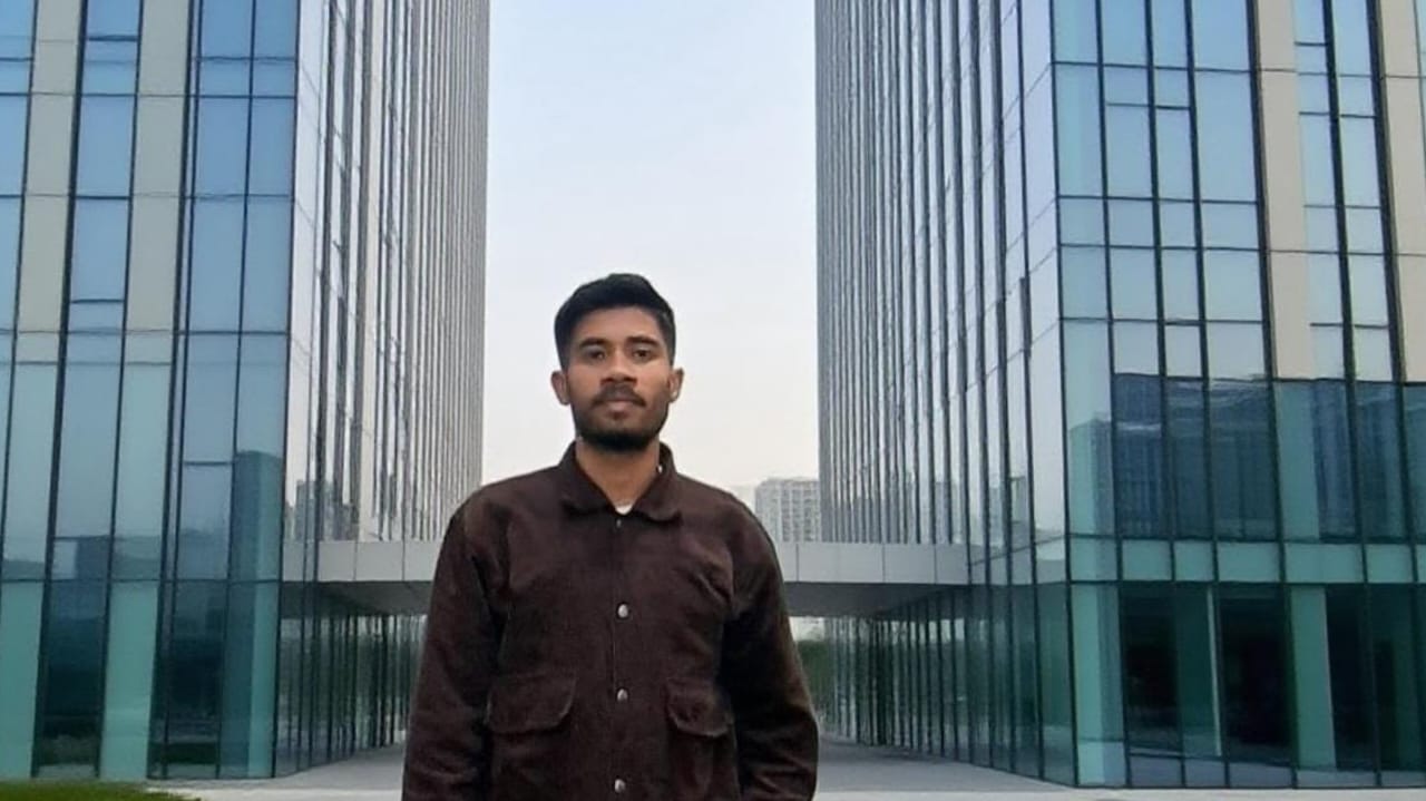 Ketua Ikatan Mahasiswa Satu Nusa, Adam Souwakil (SinPo.id/ Dok. Pribadi)