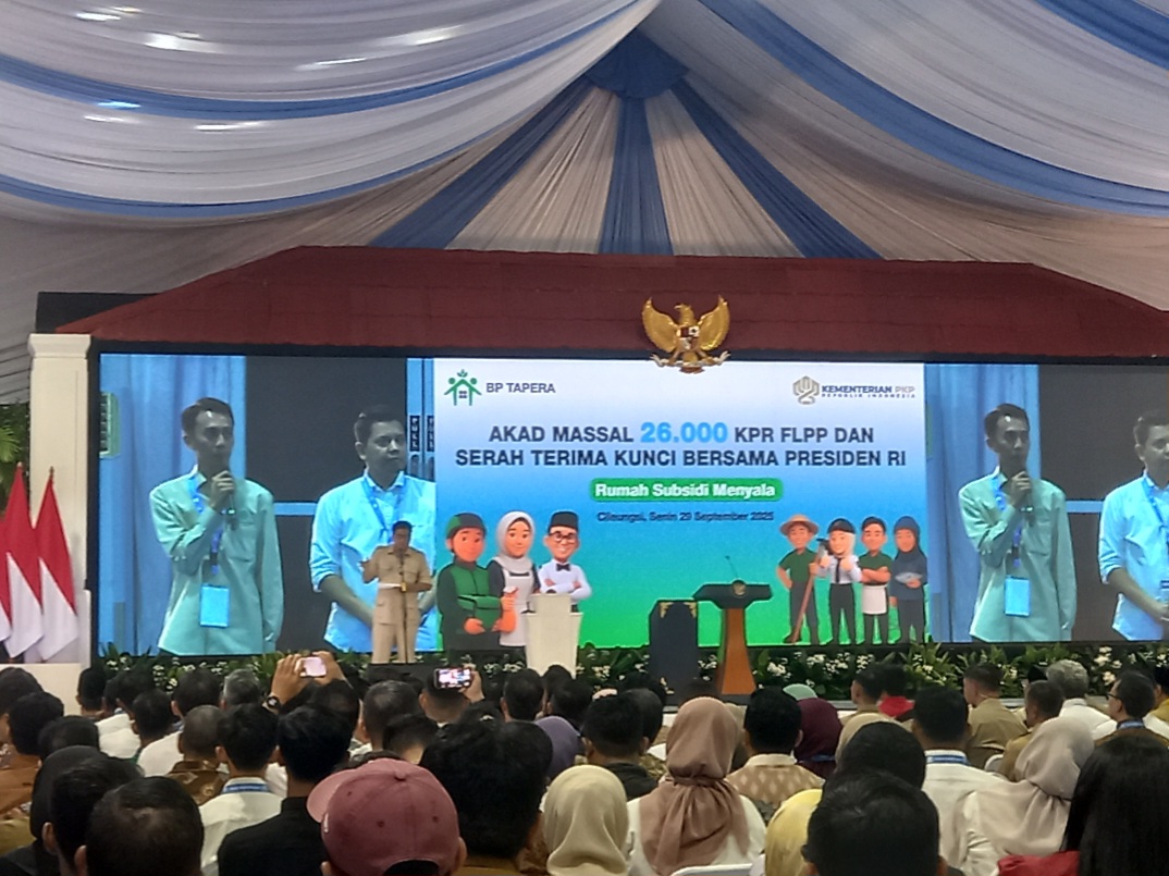 Dua anak muda yang telah membangun ribuan rumah subsidi (SinPo.id/Firdausi)