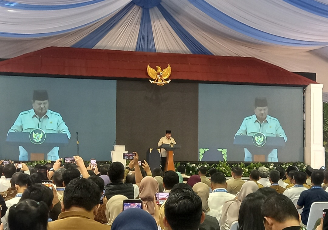 Presiden Prabowo saat pidato di acara akad massal (SinPo.id/Firdausi)