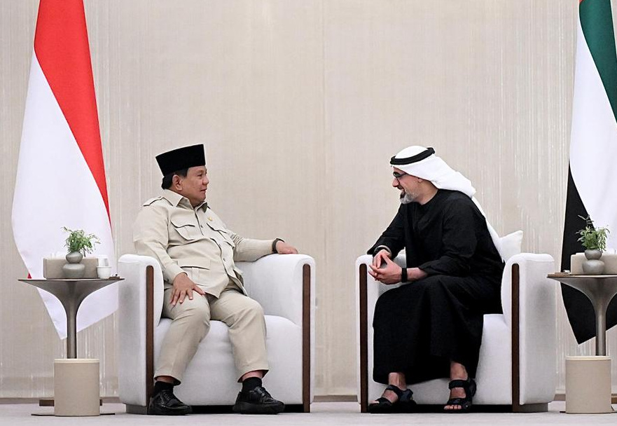 Presiden Prabowo bertemu Emir Qatar yang Mulia Sheikh Tamim bin Hamad Al Thani di Istana Lusail Doha Qatar (Ashar/Foto: BiroSetpres/SinPo.id)