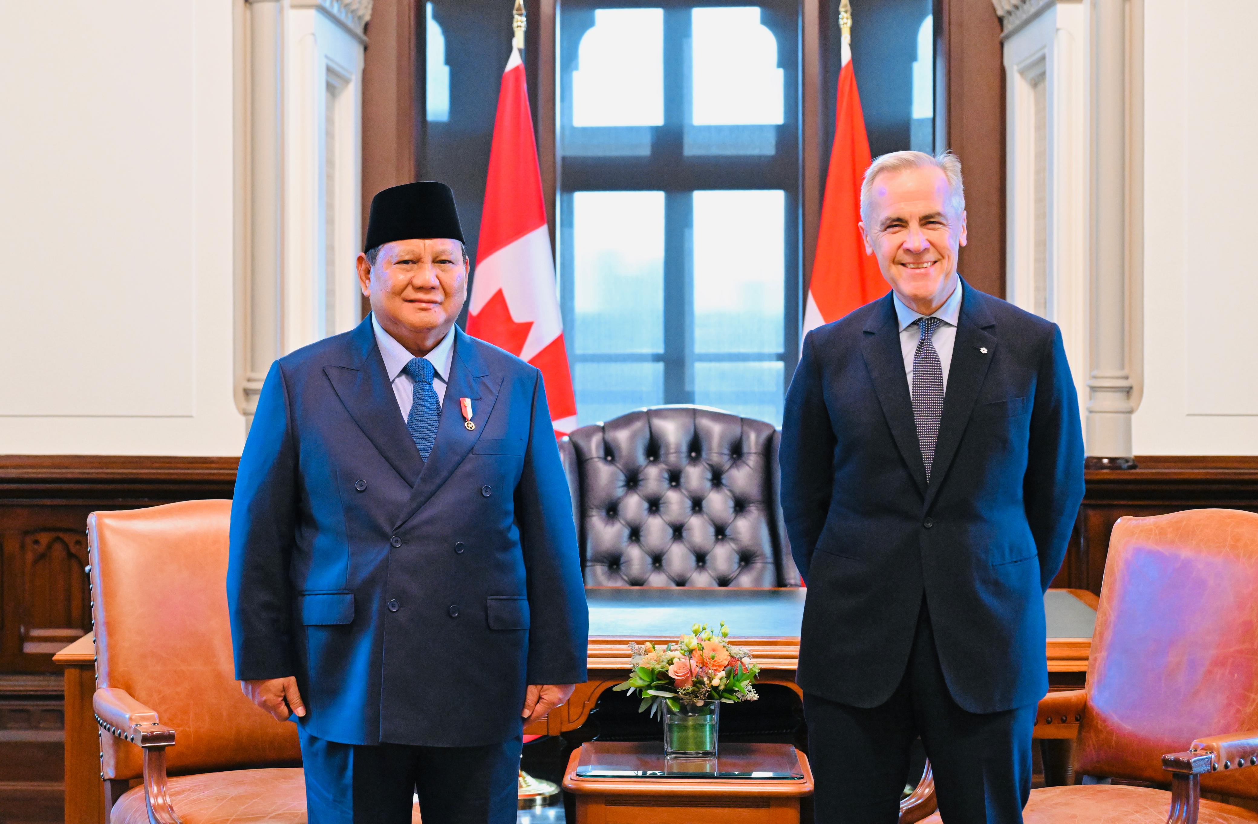 Presiden Prabowo Subianto dan Perdana Menteri (PM) Kanada, Mark Carney. (SinPo.id/Sekretariat Presiden)