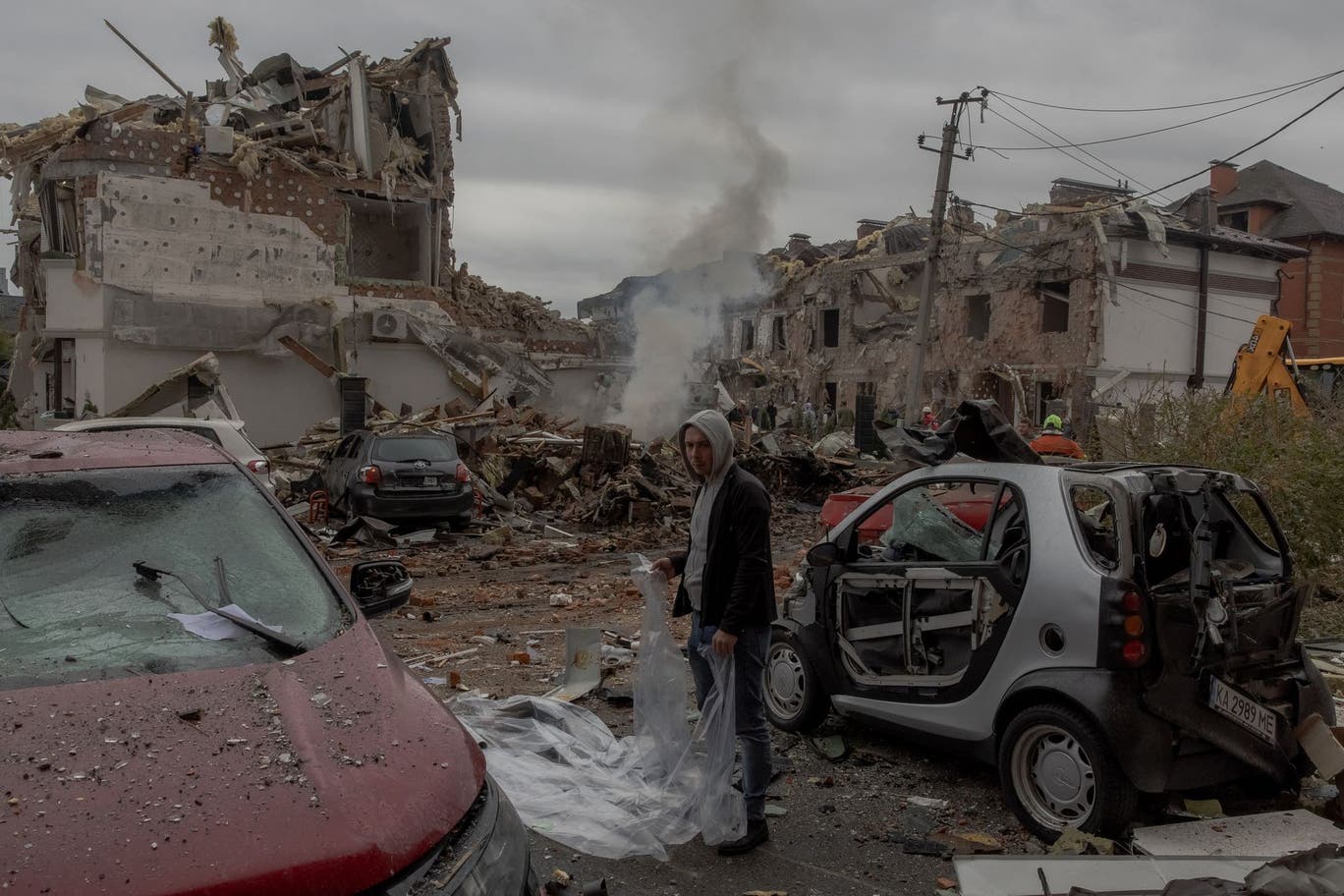 Rusia melancarkan serangan udara ke Ukraina selama 12 jam. (SinPo.id/AFP)