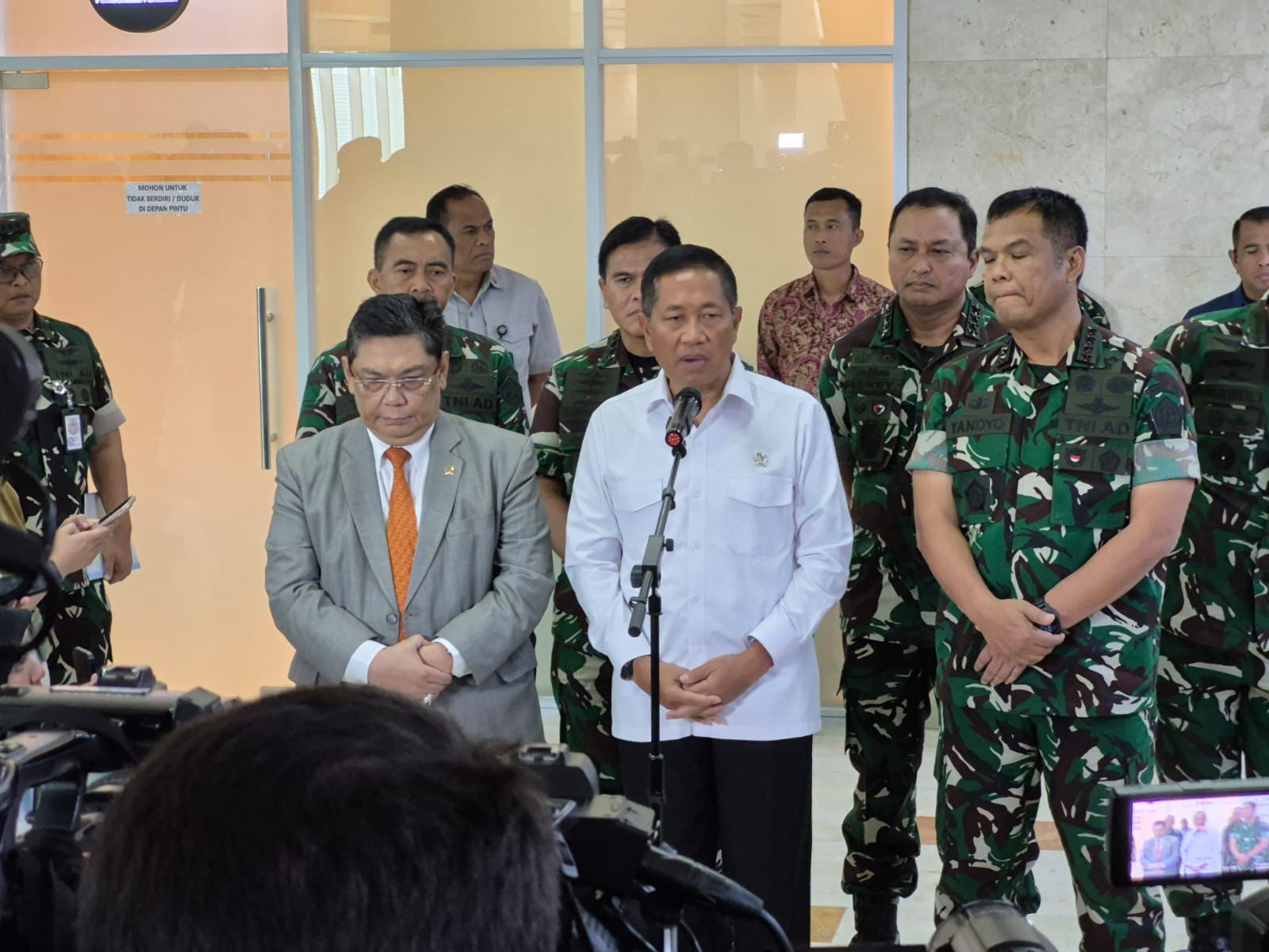 Wakil Menteri Pertahanan RI. Marsekal Madya TNI (Purn) Donny Ermawan (SinPo.id/ Galuh Ratnatika)