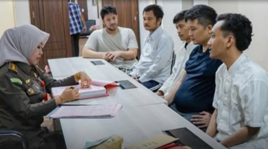 Ammar Zoni saat diamankan Kejari Jakarta Pusat (SinPo.id/Dok.Kejari Jakpus)