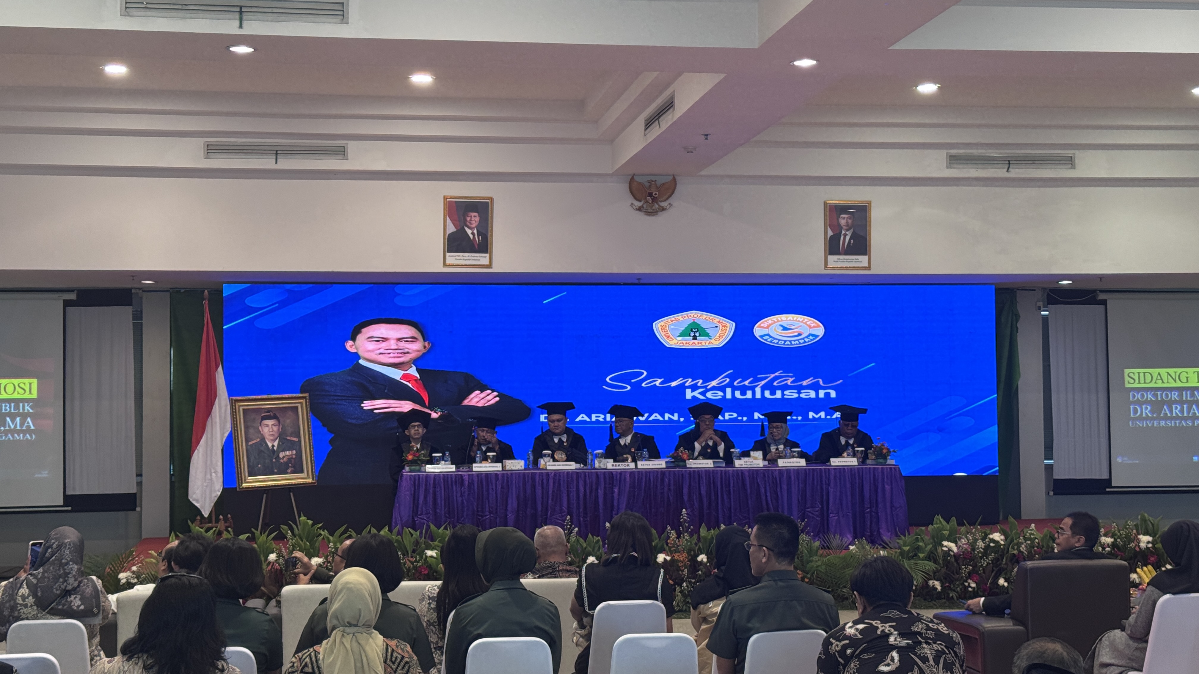 Anggota Dewas LKBN ANTARA Ariawan meraih gelar doktor dari Universitas Prof Dr Moestopo (Beragama). (SinPo.id)