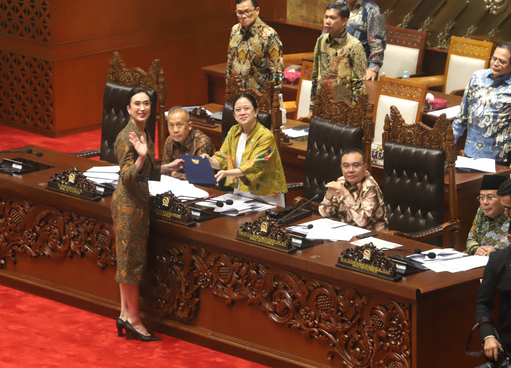 DPR Sahkan RUU Pariwisata menjadi UU di Rapat Paripurna ke-6 Masa Persidangan I Tahun Sidang 2025-2026 (Ashar/SinPo.id)