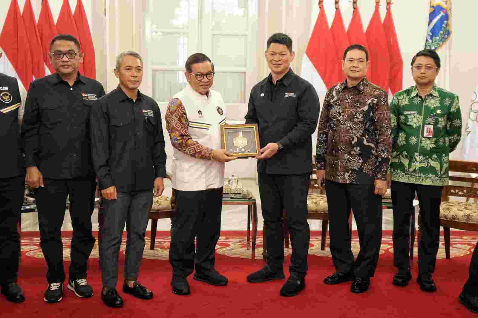 Gubernur DKI Jakarta, Pramono Anung, dalam konferensi pers Olympic Day 2025 yang digelar di Balai Kota Jakarta, Kamis, 2 September 2025. (SinPo.id/Pemprov DKI Jakarta)