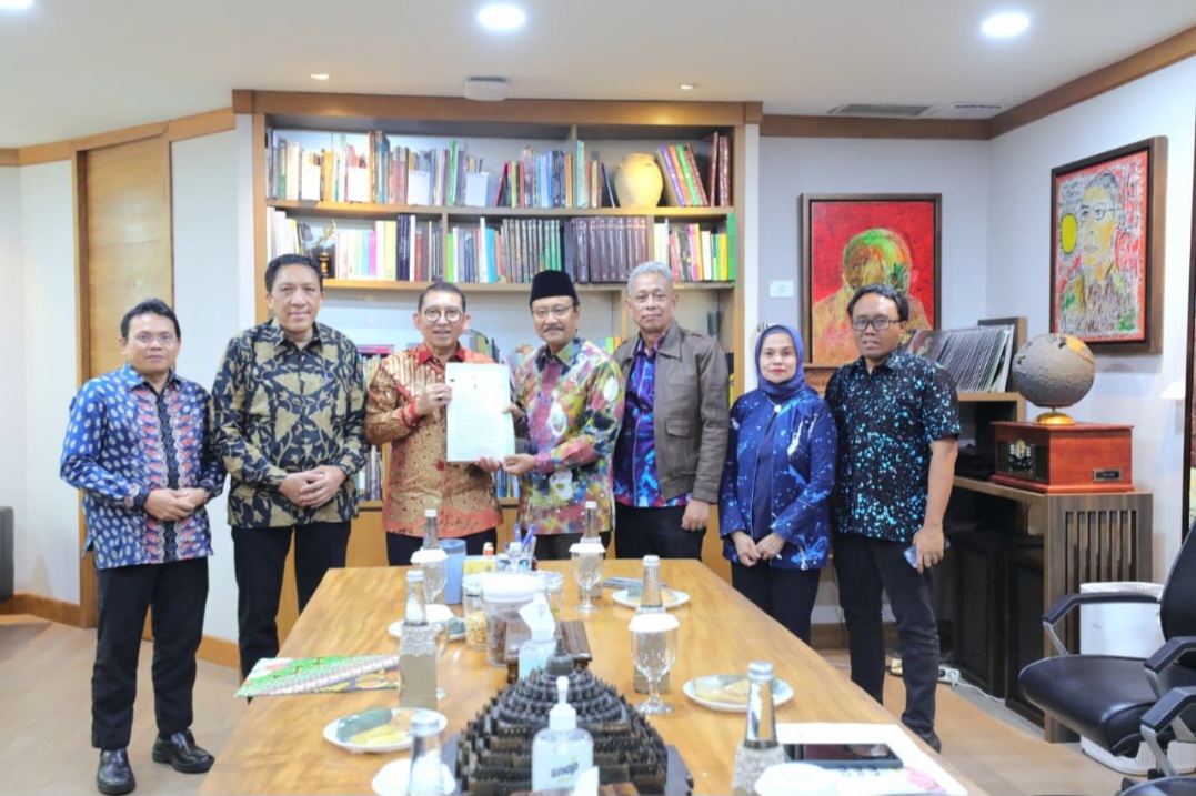 Gus Dur, Soeharto hingga Marsinah Diusulkan Mensos ke Dewan Gelar jadi Pahlawan Nasional (SinPo.id/Kemensos)