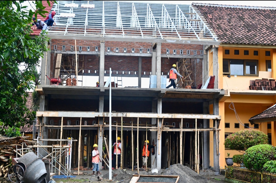 Revitalisasi Sekolah (SinPo.id/Kemendikdasmen)