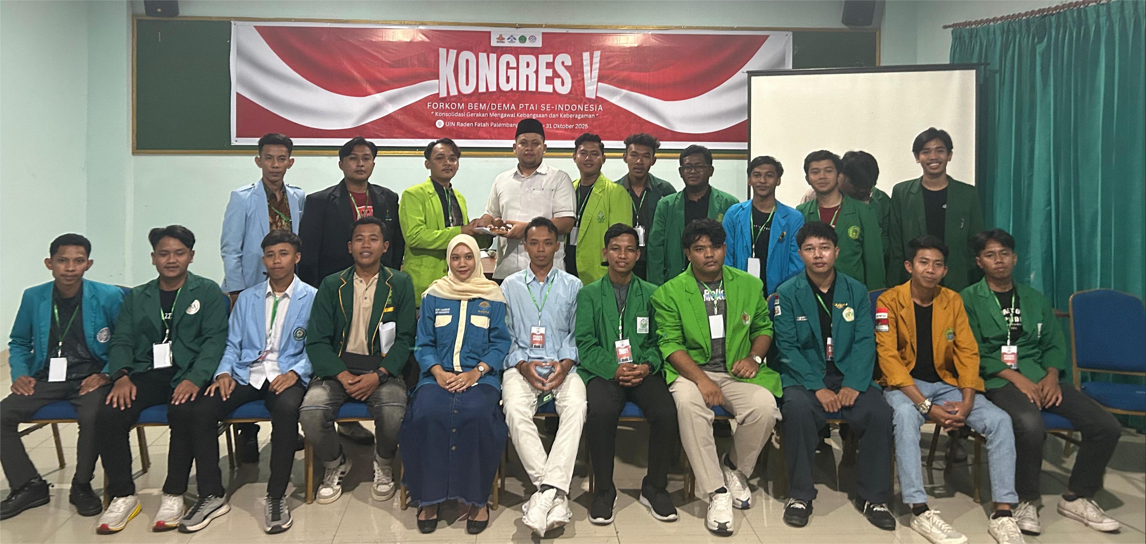 Pengurus FORKOM BEM/DEMA PTAI Se-Indonesia (SinPo.id/ist)