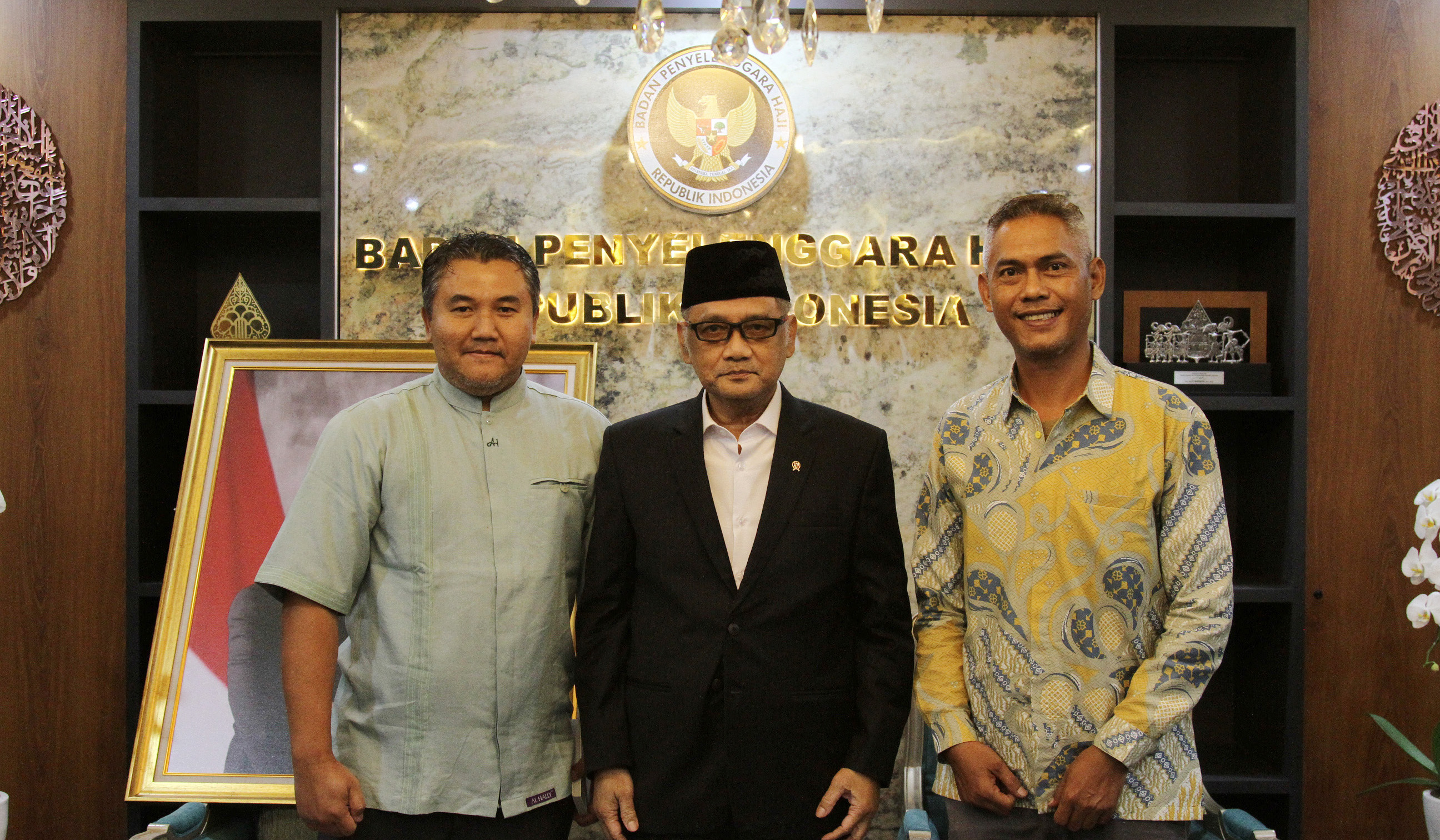 Silaturahmi redaksi SinPo TV ke Kementerian Haji dan Umrah. (Agus Priatna/SinPo.id)