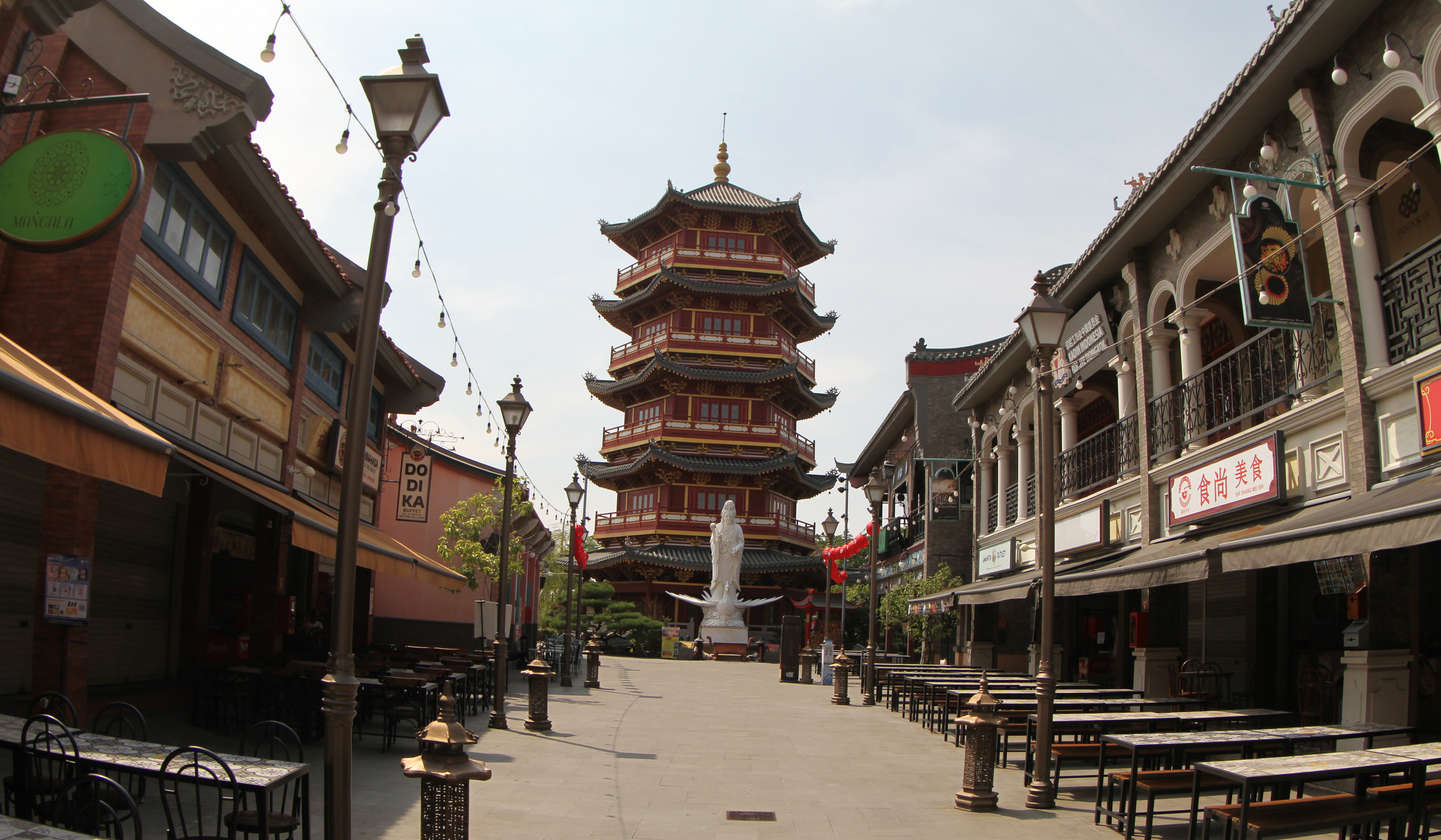 Suasana kawasan Pantai Indah Kapuk (PIK). (Agus Priatna/SinPo.id)