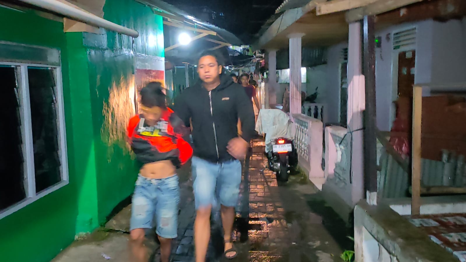 Pelaku penganiayaan dan kekerasan seksual ditangkap Polres Bitung (SinPo.id/ Humas Polri)