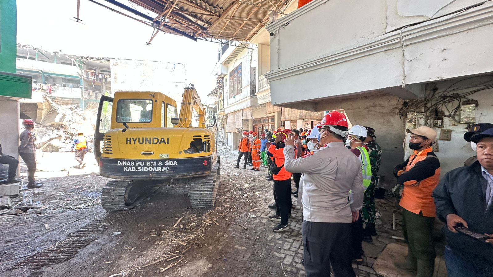 Kondisi runtuhnya pesantren Al-Khoziny di Sidoarjo (SinPo.id/Dok.Polri)