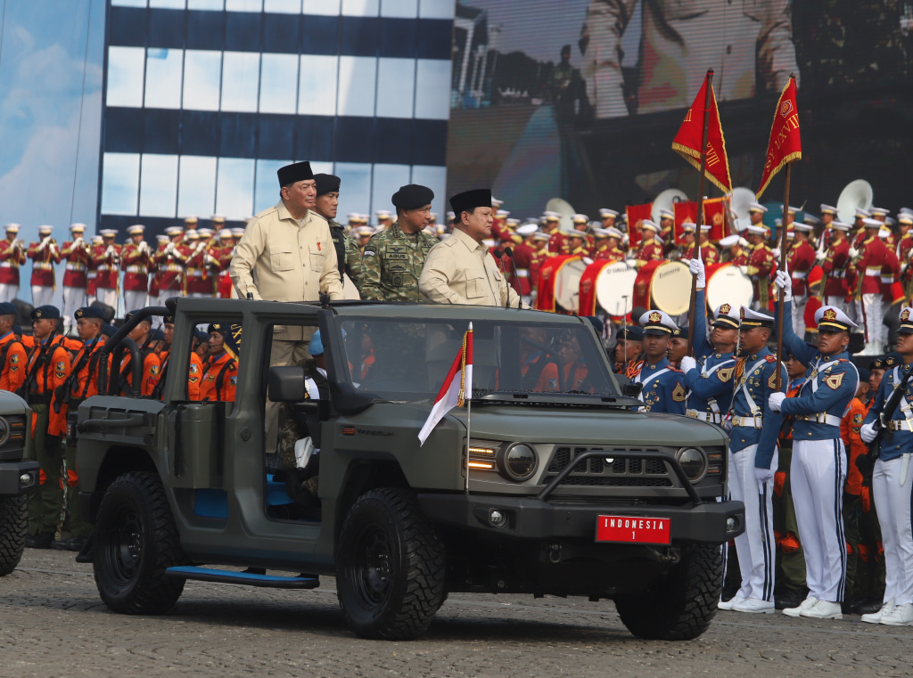 Presiden Prabowo Subianto memimpin Upacara HUT ke-80 TNI di Monas (Ashar/SinPo.id)