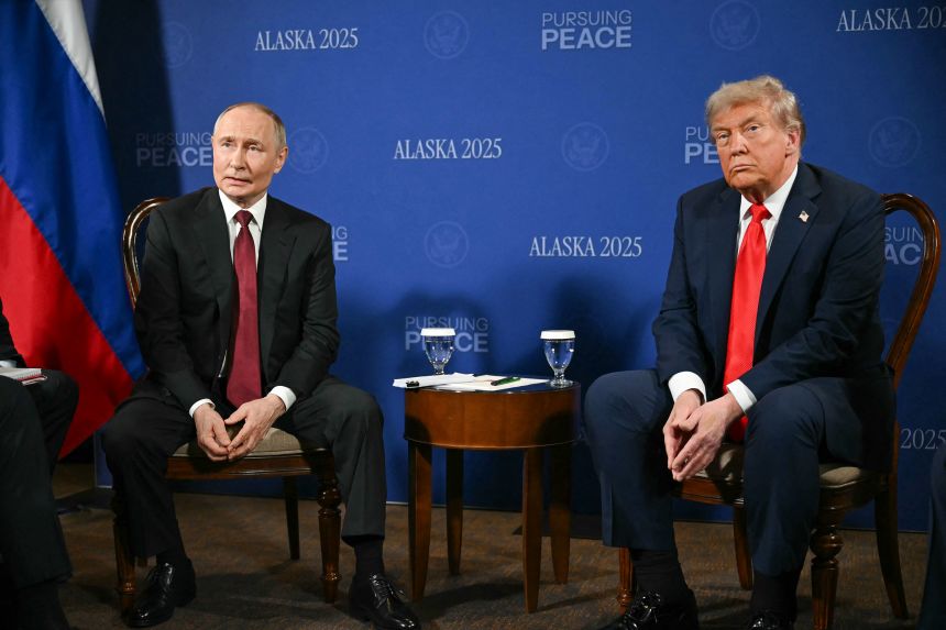 Presiden Rusia Vladimir Putin dan Presiden AS Donald Trump. (SinPo.id/AFP)