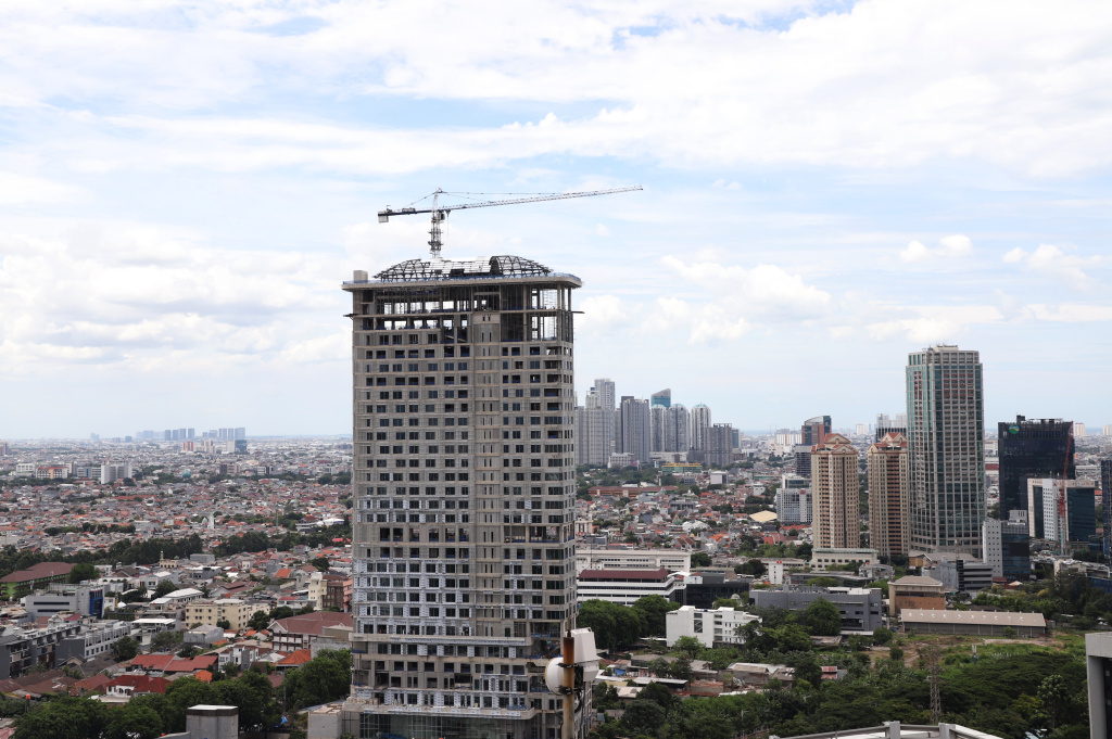 Realisasi Investasi Indonesia di Triwulan III 2025 tembus Rp.491,4 triliun (Ashar/SinPo.id)