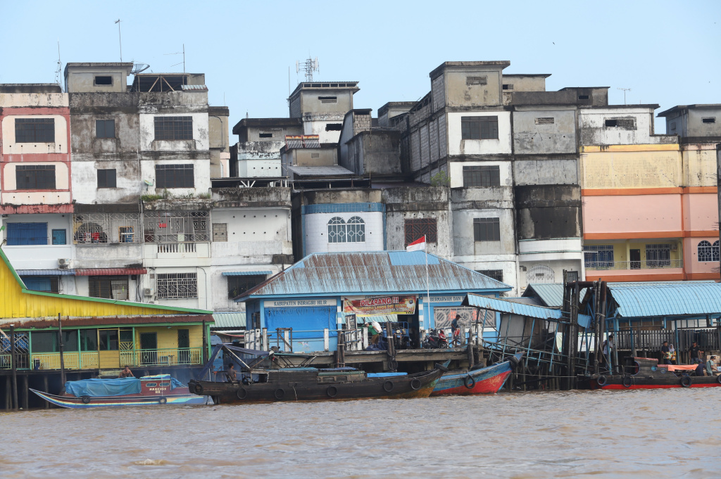 Sungai Guntung merupakan daerah di Kabupaten Indragiri Hilir yang dimana penghasilan warganya ratusan juta dari budidaya sarang burung walet terbesar di Indonesia (Ashar/SinPo.id)